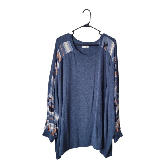 Maurices Plus Size Geo Print Sleeve Mixer Blouse - Picture 2 of 7